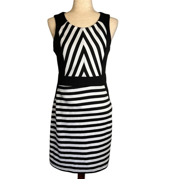 Maurices Black White Striped Sleeveless Sheath Dress NWT Size‎ 9/10 #H1013 - Picture 1 of 11